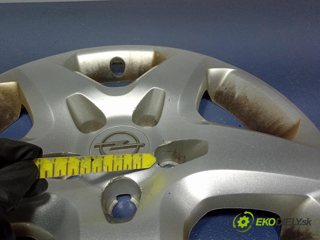 Opel Signum 2007 puklica kola: 13240543