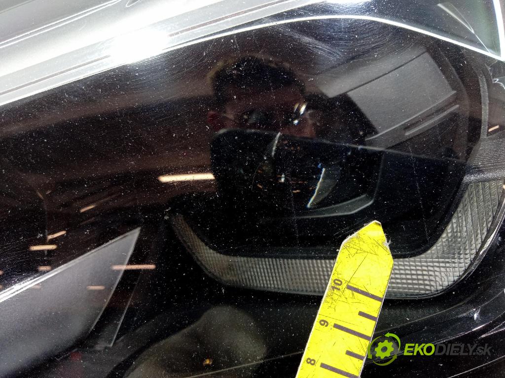 Bmw X6 2019 světlo Levý: 9481783