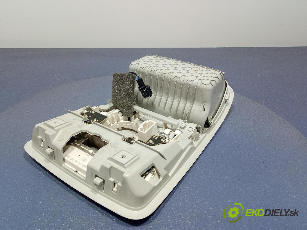 Skoda Octavia 2016 Lampy Uvnitř 5E0867489
