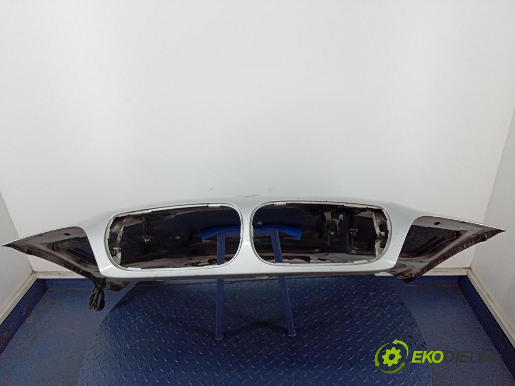 Bmw Seria 3 2004 kapota přední: