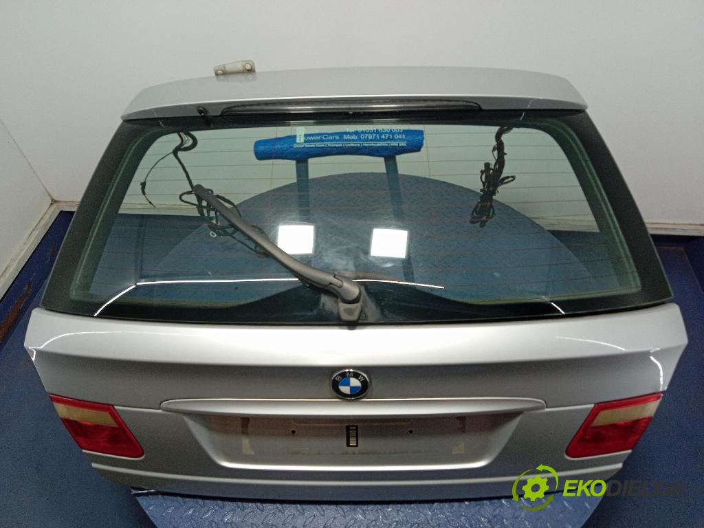 Bmw Seria 3 2004 zadní dveře kufra: kufr