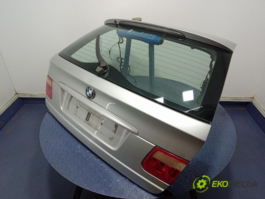 Bmw Seria 3 2004 zadní dveře kufra: kufr