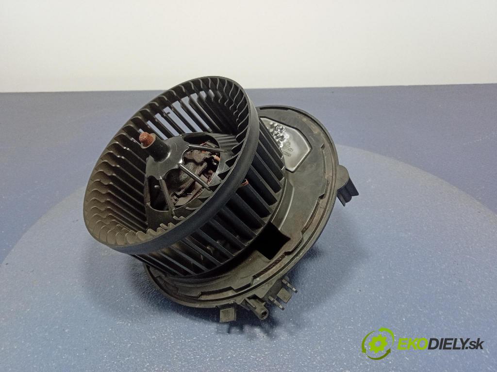 Skoda Octavia 2016 ventilátor Vzduch: 5Q1819021G