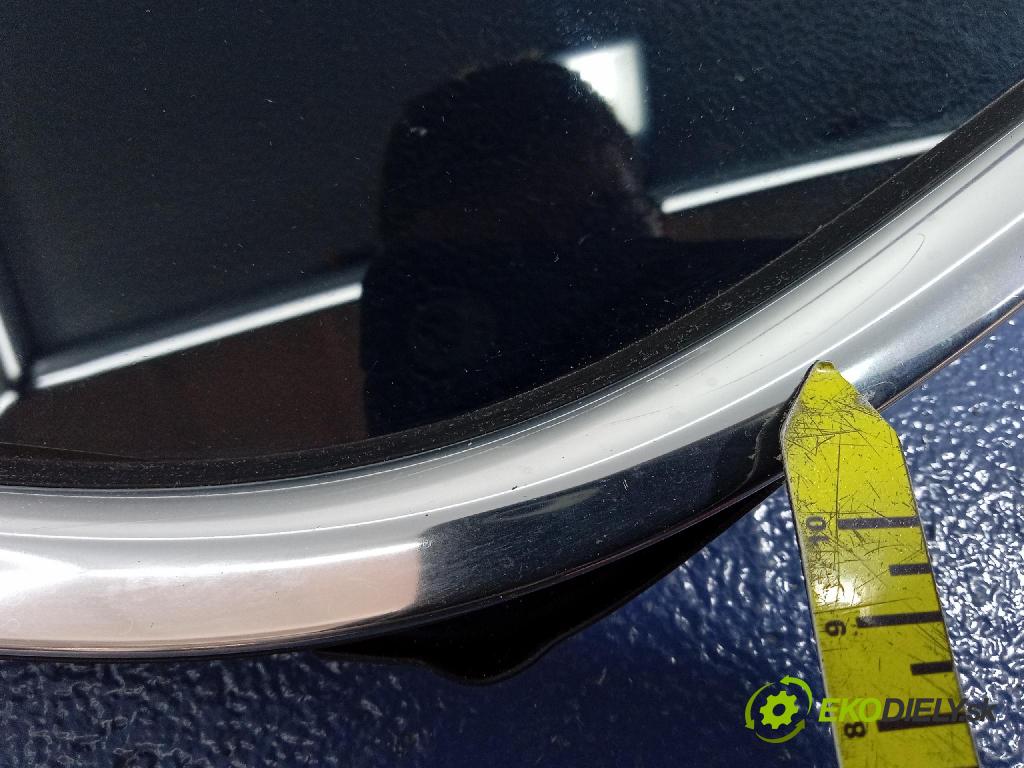 Skoda Octavia 2016 sklo dveře Zad: Práva: 5E5845214