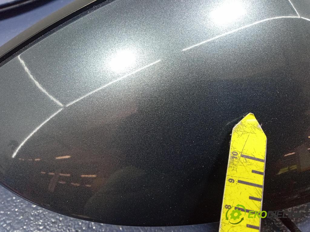 Skoda Octavia 2016 zpětné zrcátko prave 5E0857934