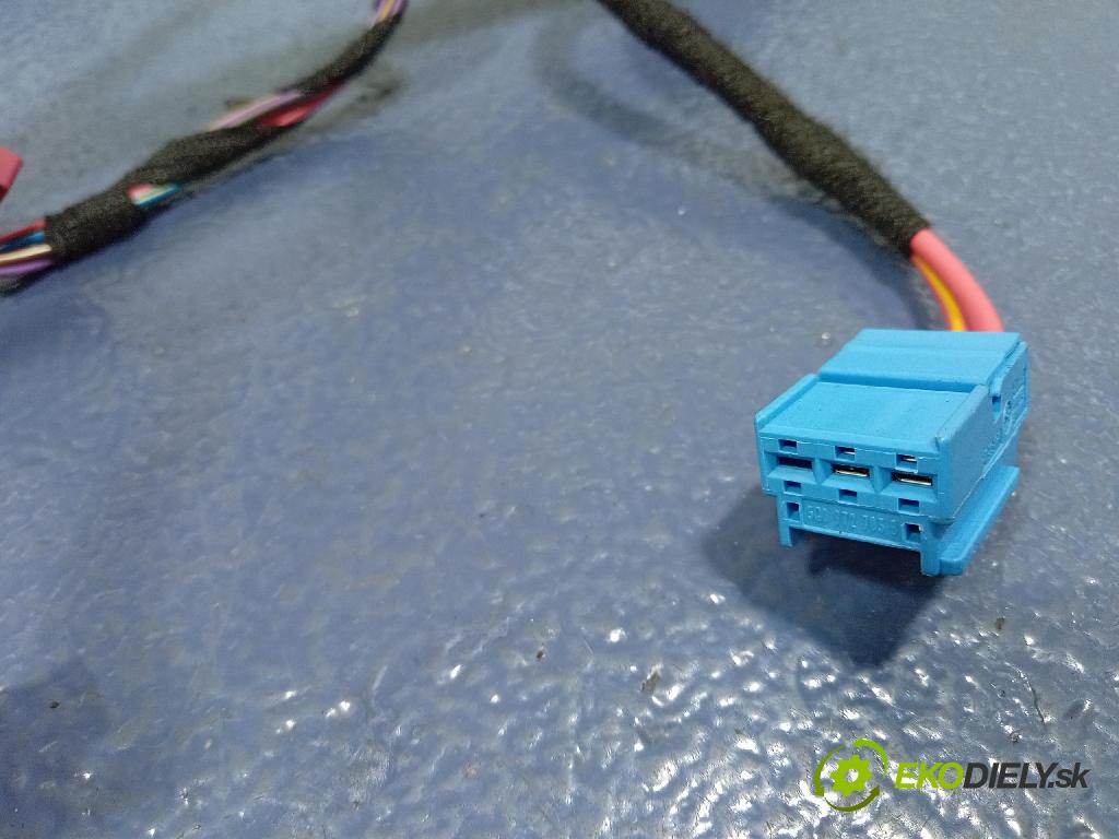 Skoda Octavia 2016 instalace Elektrický: 5E1971120H