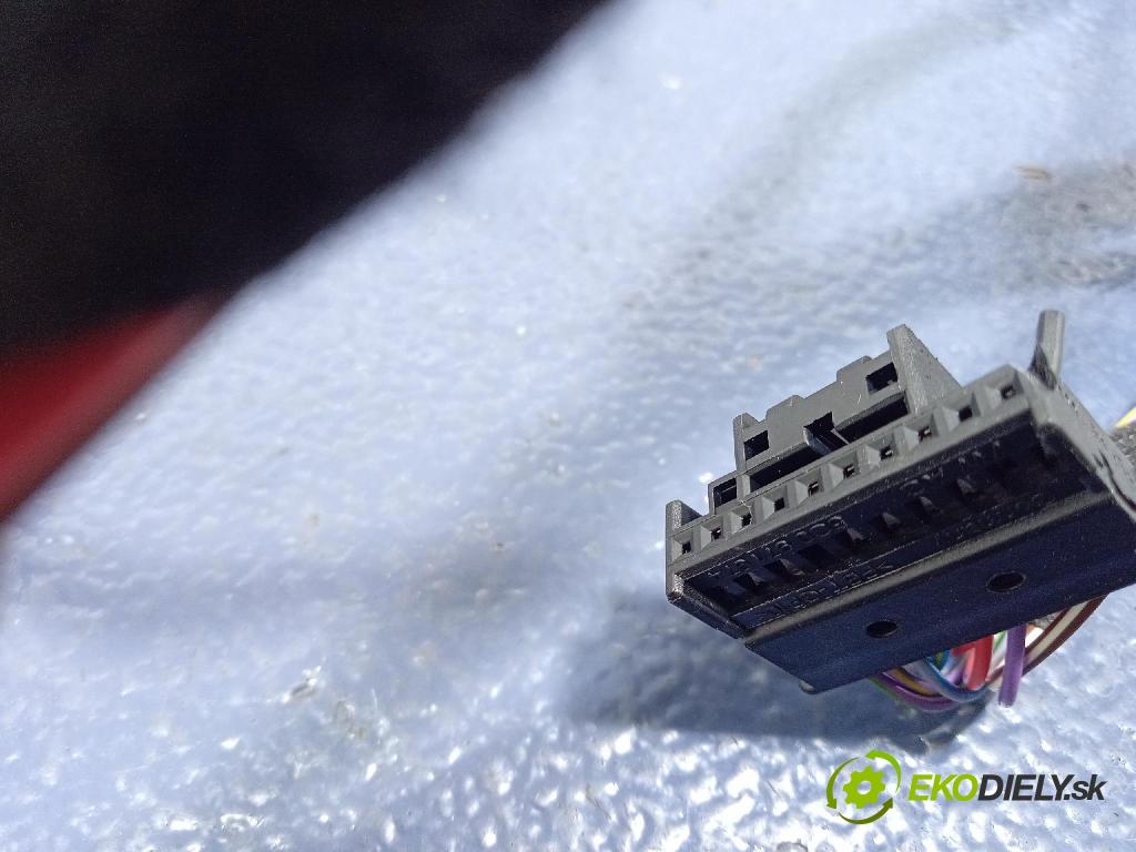 Skoda Octavia 2016 instalace Elektrický: 5E1971120H