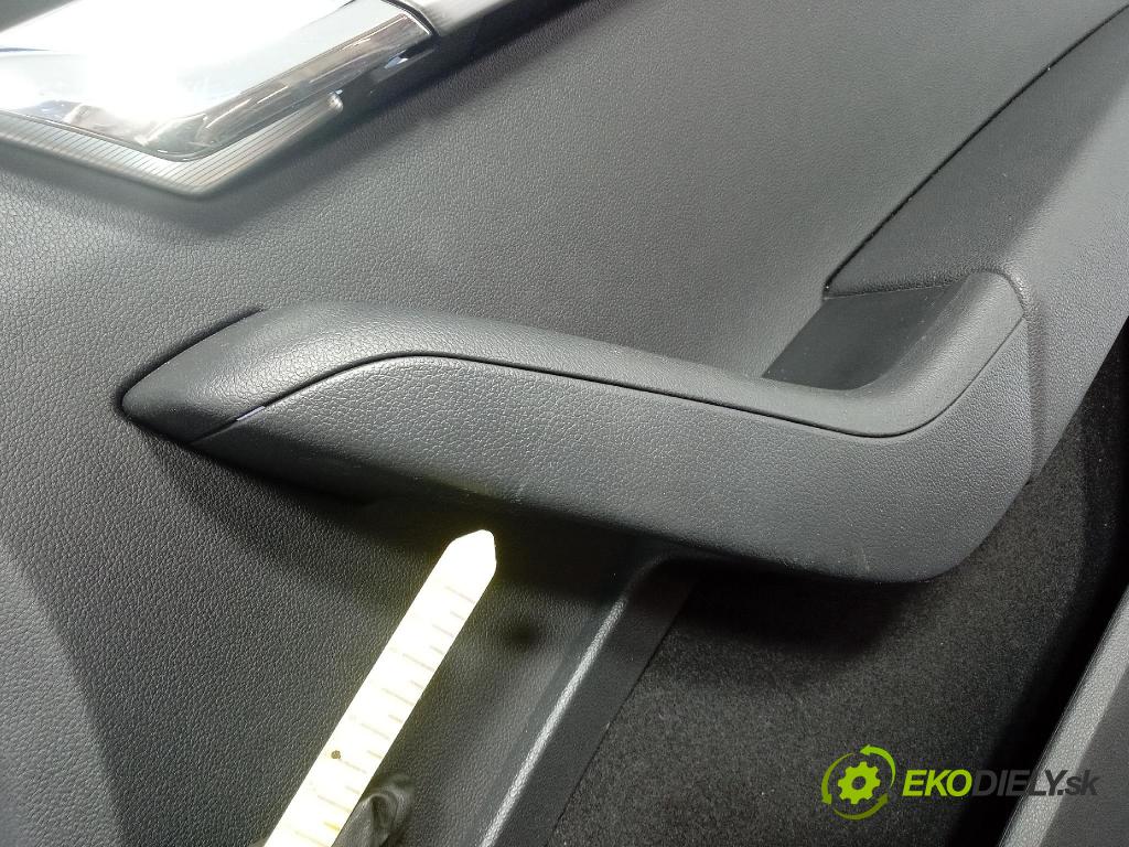 Skoda Octavia 2016 Tapacír: dveře před Práva: 5E1867012