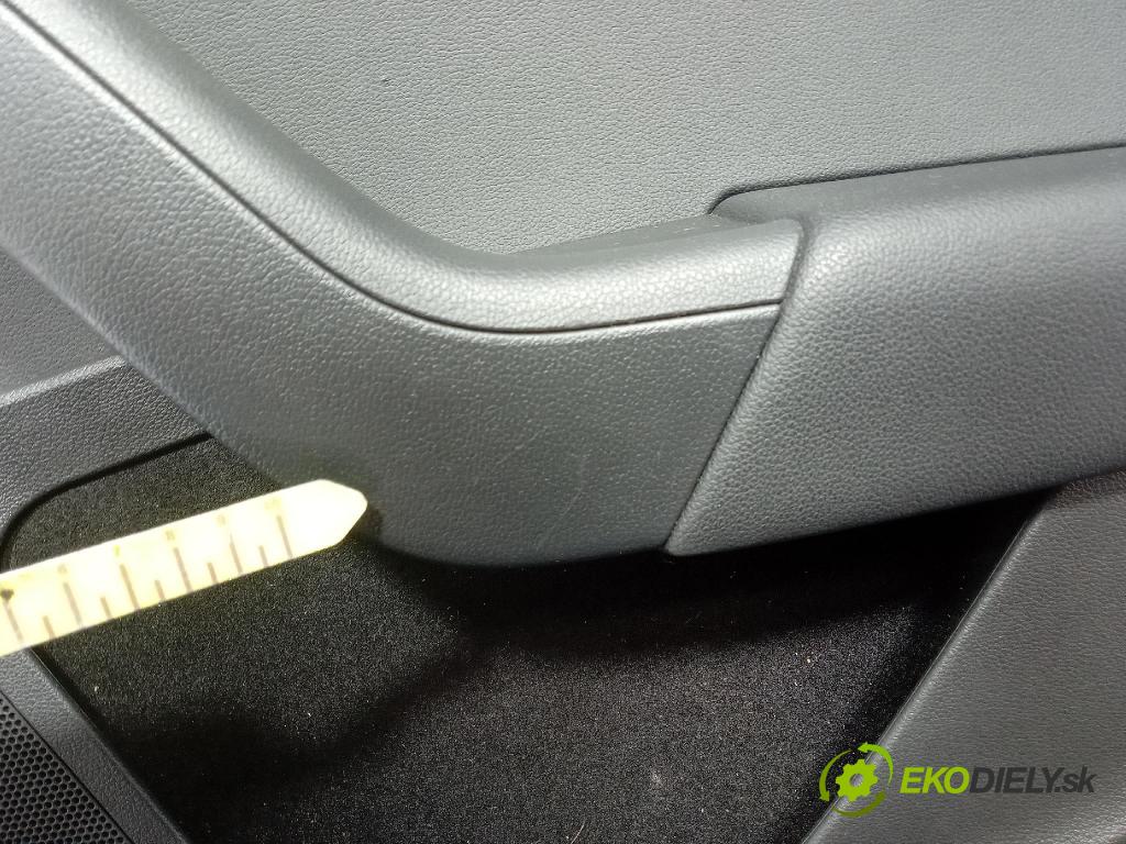 Skoda Octavia 2016 Tapacír: dveře Zad: Práva: 5E5867664