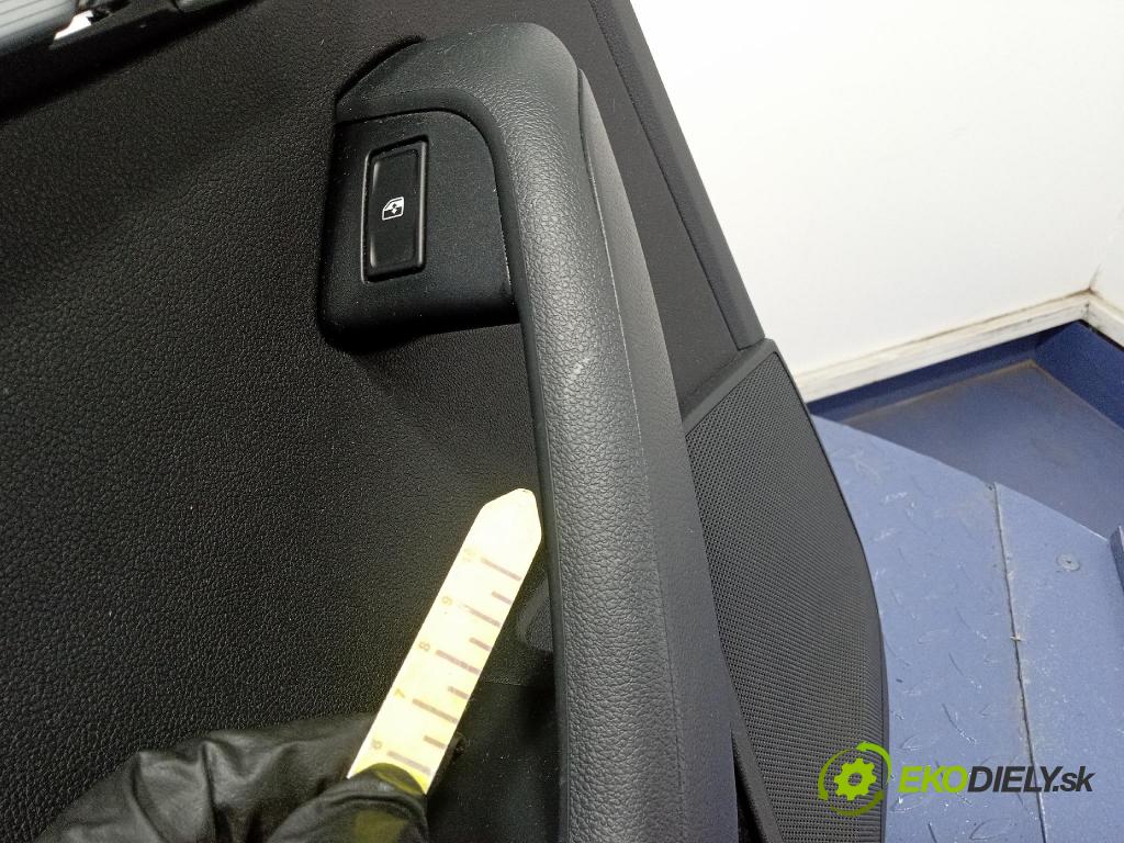Skoda Octavia 2016 Tapacír: dveře Zad: levá 5E5867663