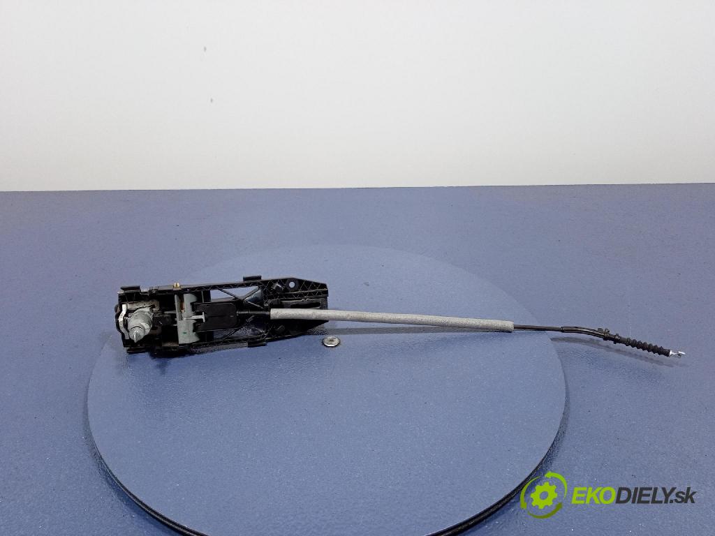 Skoda Octavia 2016 klika před levá 5L0837885B