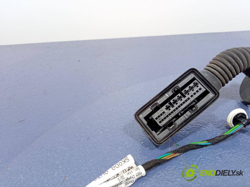 Skoda Octavia 2016 instalace Elektrický: 5E0971693C