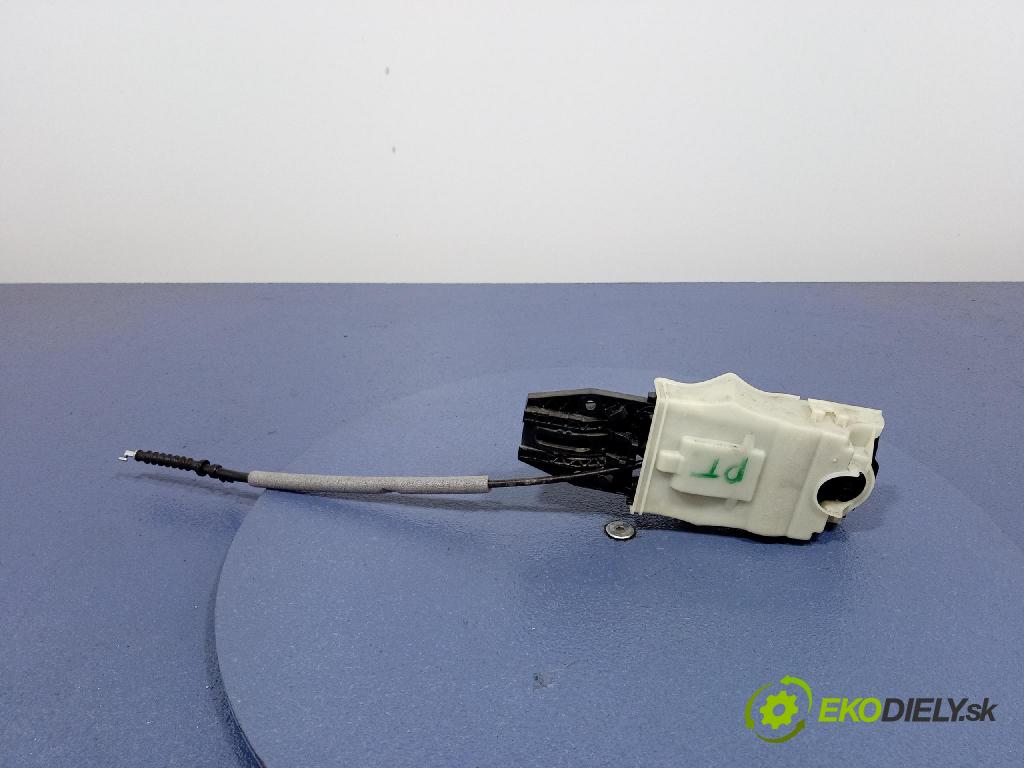 Skoda Octavia 2016 klika Zad: Práva: 5E0837349A