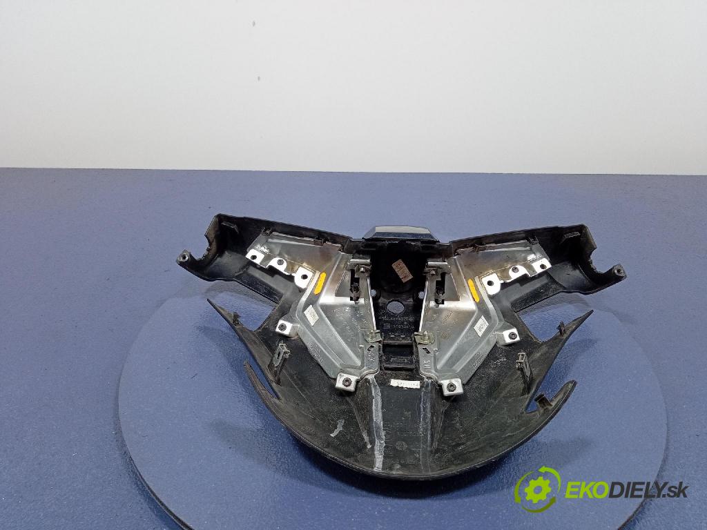 Bmw C 650 gt 2016 kryt Plast: Interiéry: 8556378