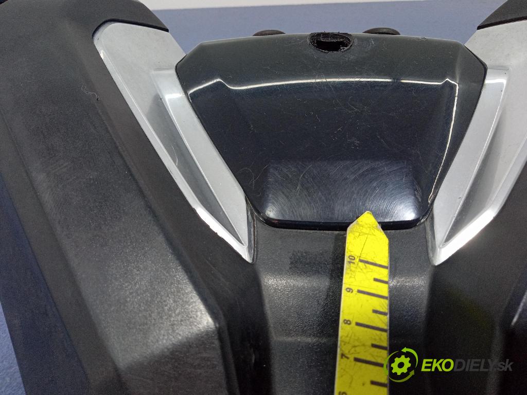 Bmw C 650 gt 2016 kryt Plast: Interiéry: 8556378