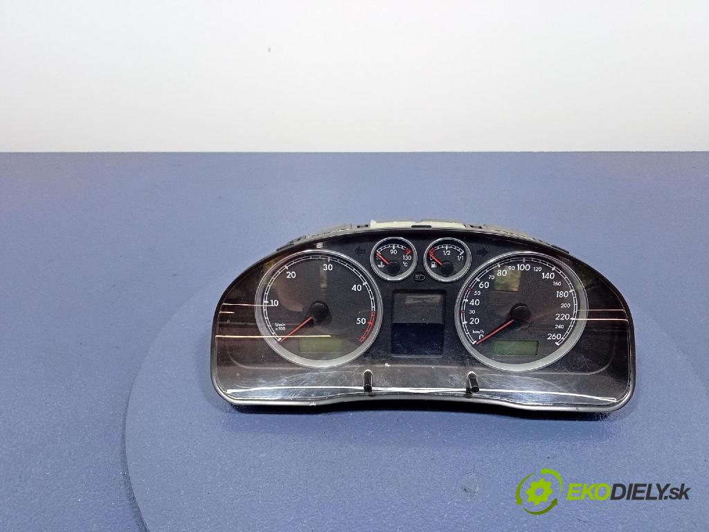 Volkswagen Passat 2002 Přístrojová deska 3B0920827A