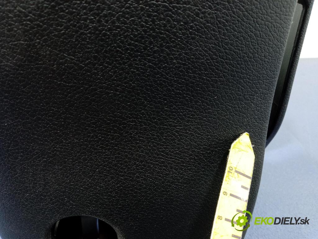Kia Sportage 2018 kryt Plast: Interiéry: F1848-52000