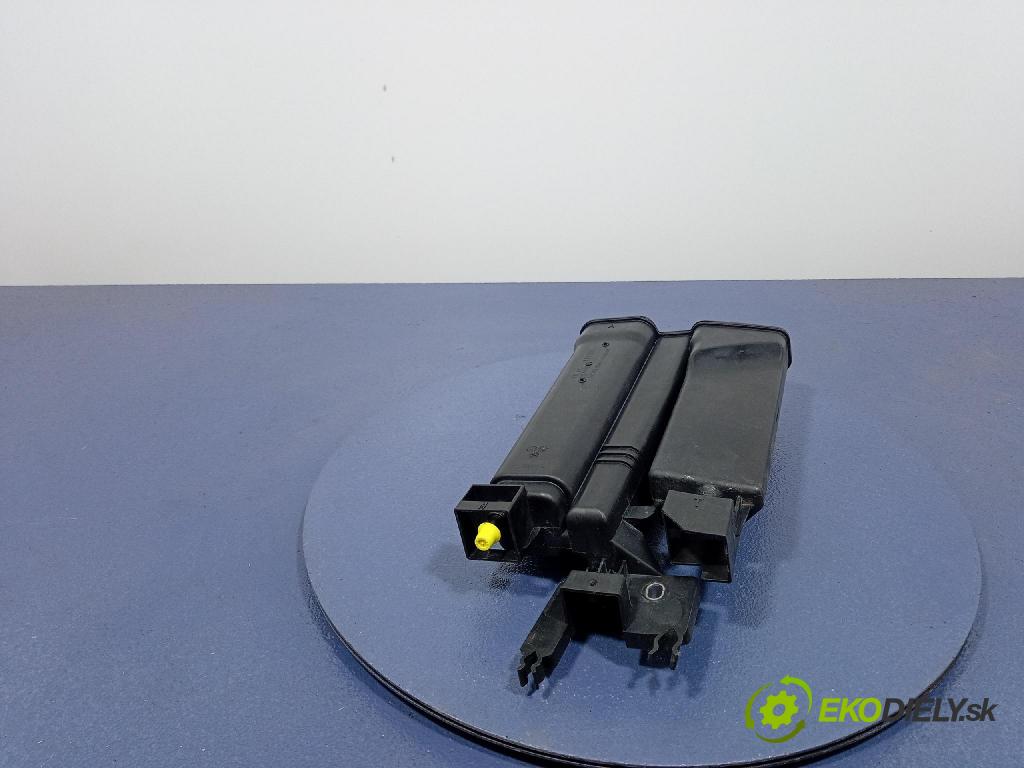 Skoda Octavia 2016 Nádrž: Uhlík: Aktívny: 5Q0201801