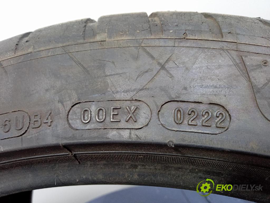 Audi A8 0 pneumatiky: Leto: 3528702768495