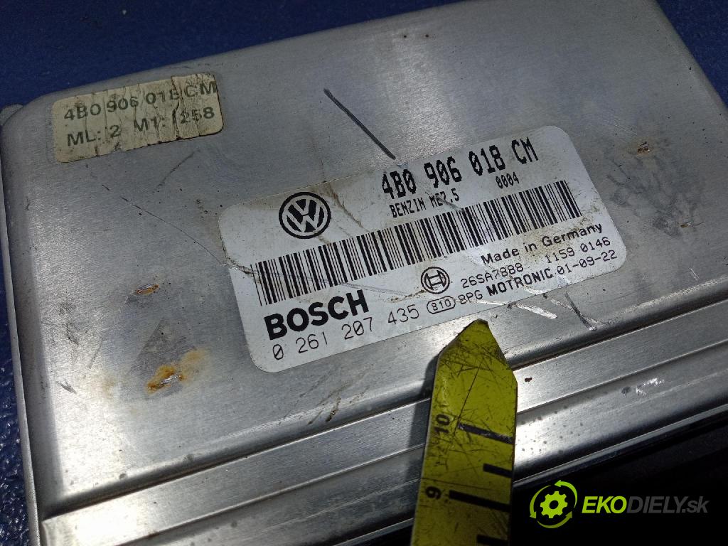 Volkswagen Passat 2002 řídící jednotka Motor: 4B0906018CM