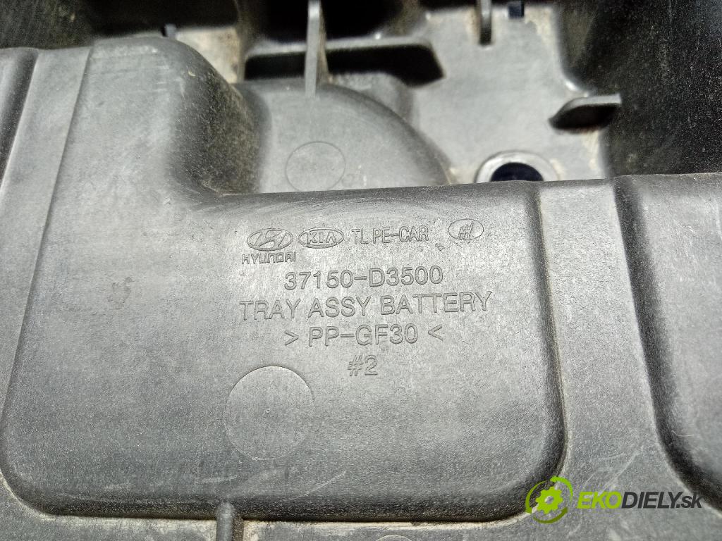 Kia Sportage 2018 Základ: Akumulatora: 37150-D3500