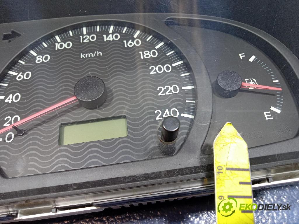 Hyundai Xg 30 2002 Přístrojová deska 9400339820
