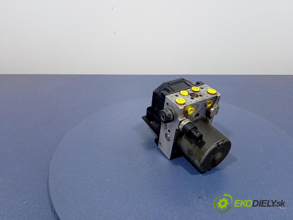 Audi A4 2002 čerpadlo ABS x 8E0614517