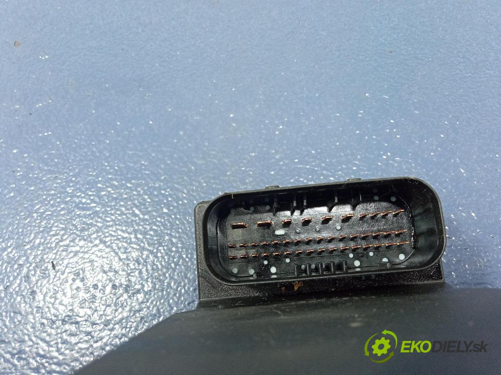 Audi A4 2002 čerpadlo ABS x 8E0614517