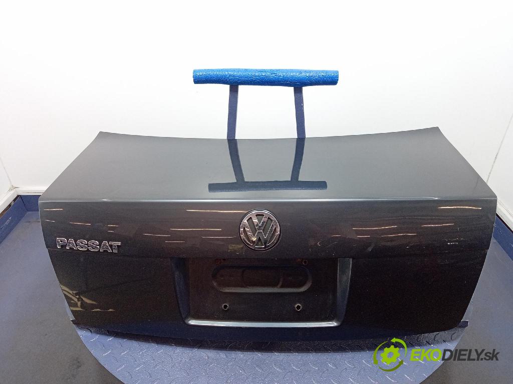 Volkswagen Passat 2002 zadní dveře kufra: kufr
