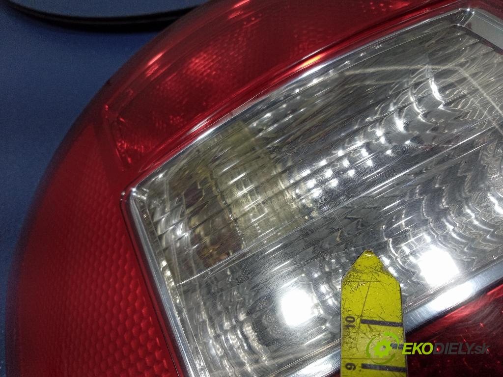 Audi A4 2002 světlo Zad: levá Mimo: 8E9945095E