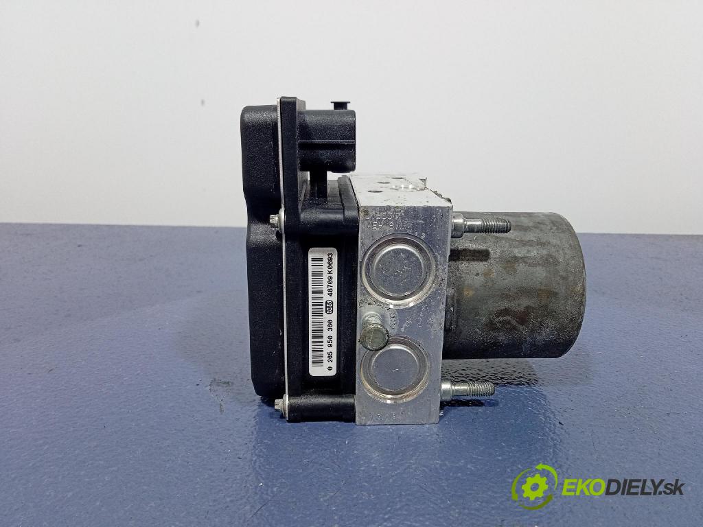 Audi A6 2004 čerpadlo ABS x 4F0614517T