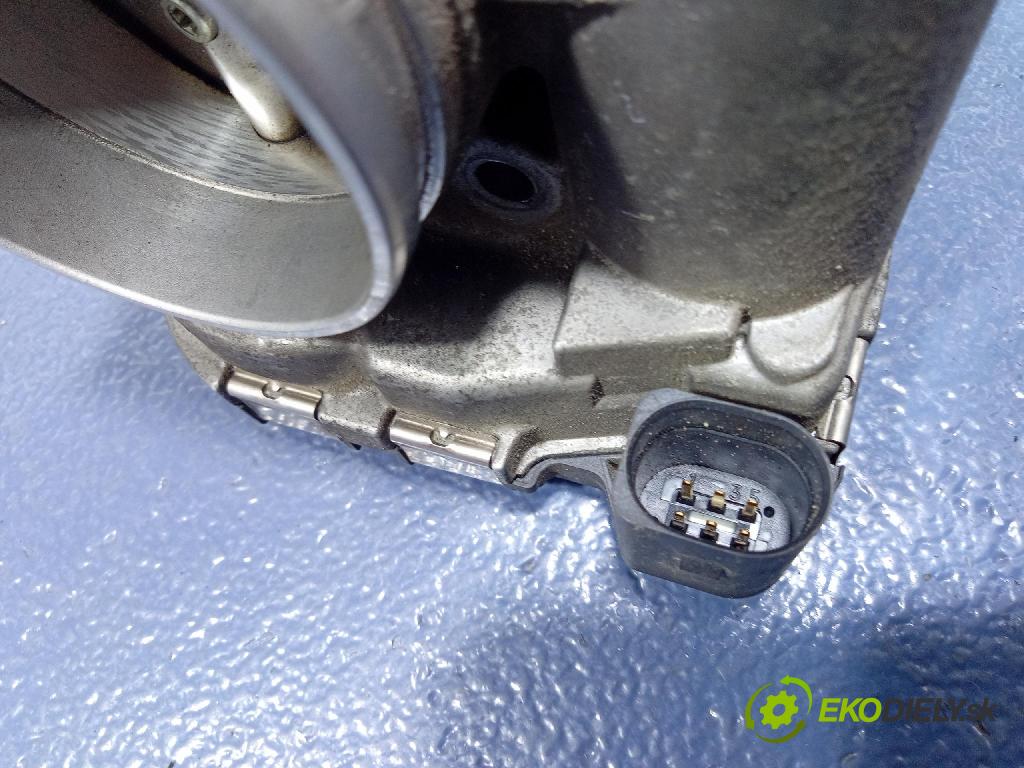 Audi A6 2004 škrticí klapka 078133062C