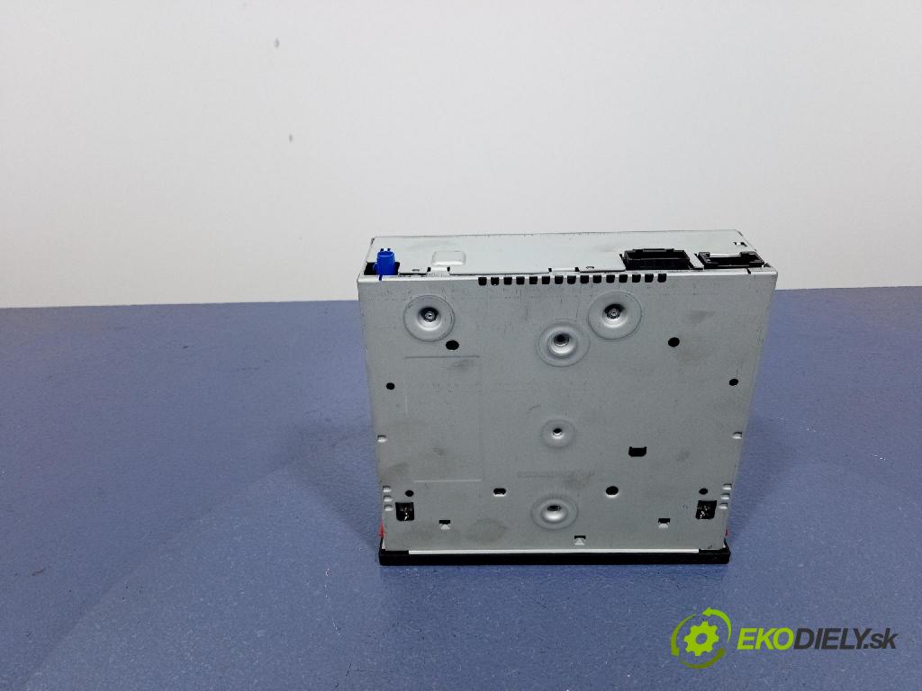 Audi A6 2004 Radio I Navigácia: 4E0919887C