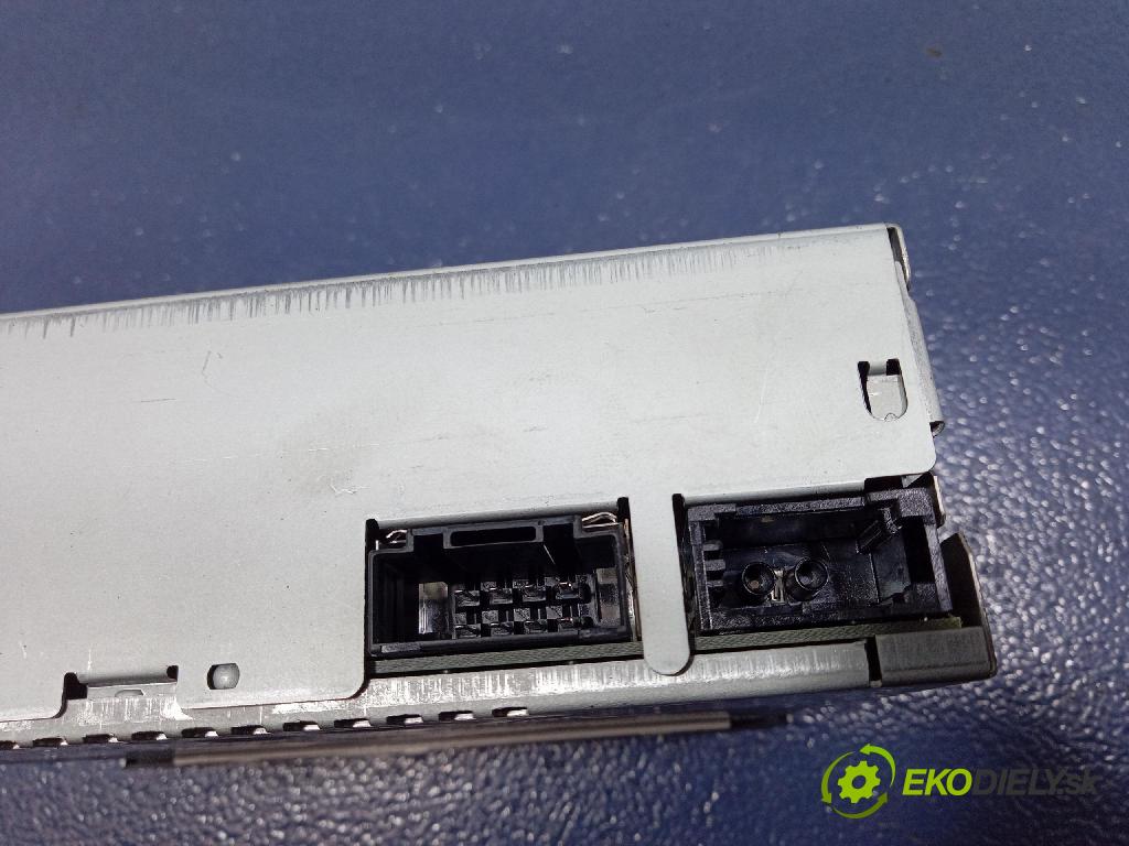 Audi A6 2004 Radio I Navigácia: 4E0919887C