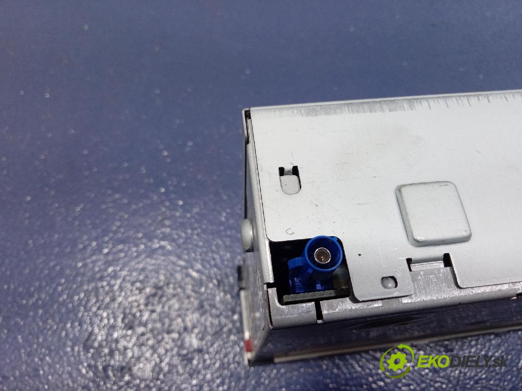 Audi A6 2004 Radio I Navigácia: 4E0919887C
