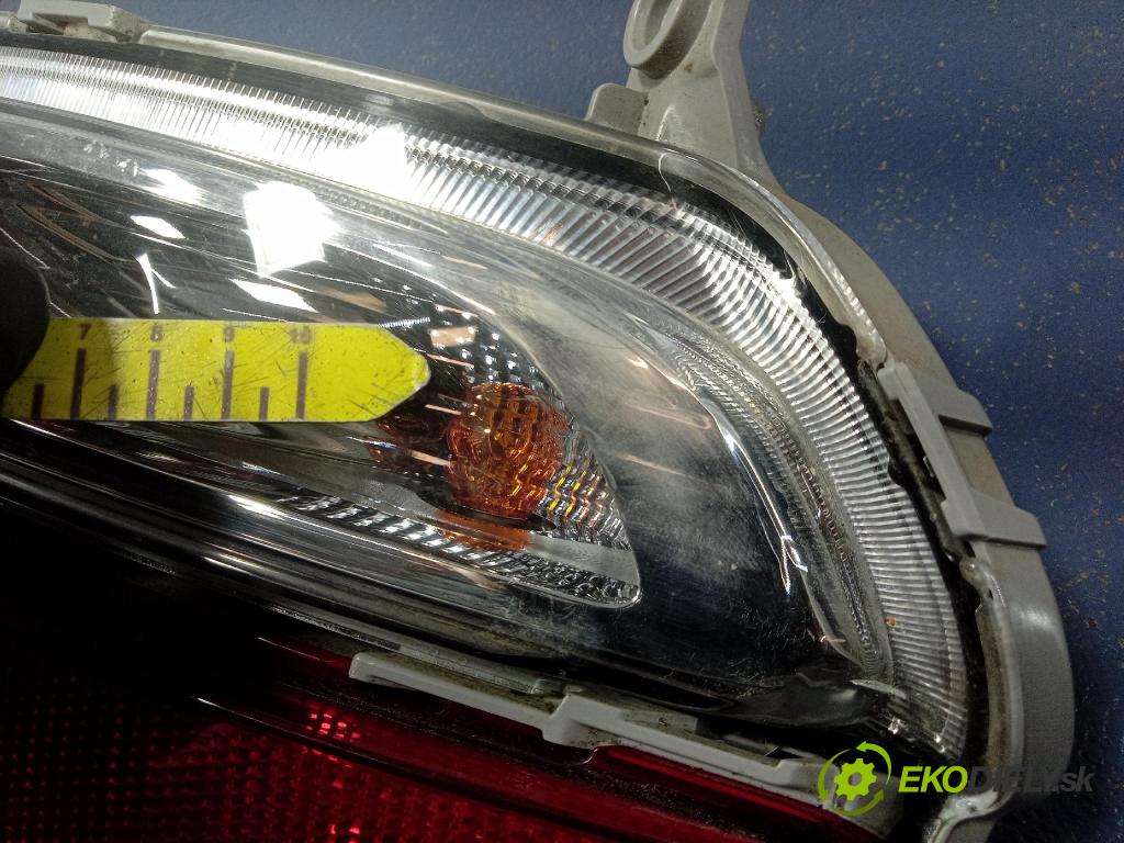 Kia Sportage 2018 svetlo / reflektor zad Prava: Vonkajsia: 92406-D97