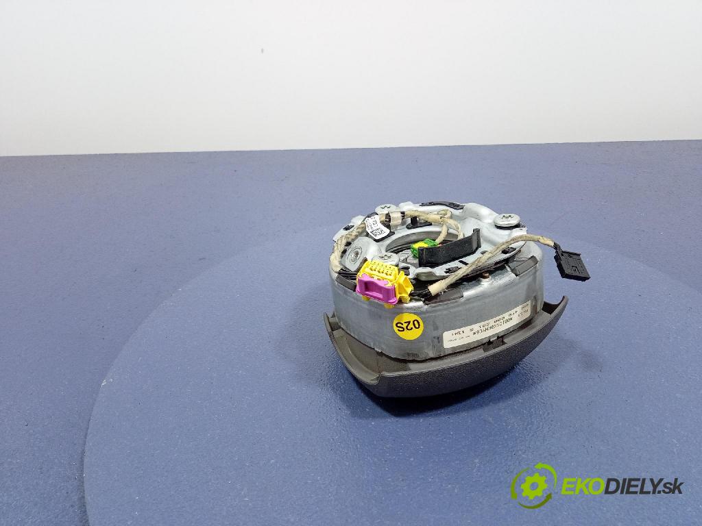 Audi A6 2004 Airbag: Řidiči: x 4F0880201S