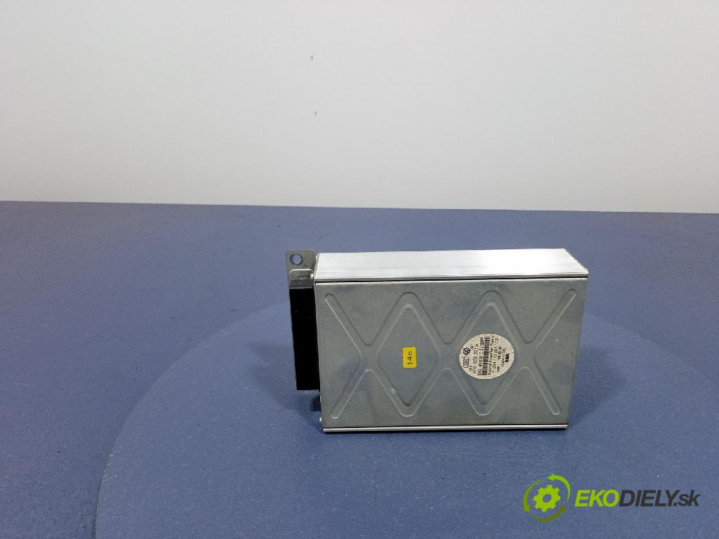 Audi A6 2004 Zesilovač: Rádio: Navigacia: 4F0035223