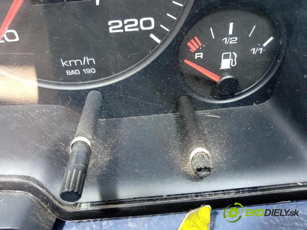 Audi 80 1993 Přístrojová deska 8A0919033H
