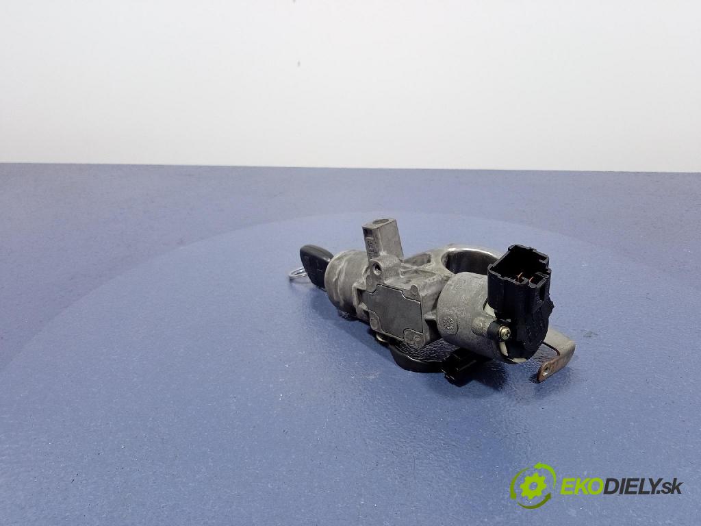 Toyota Avensis 2006 Spínač zapalování. 45020-05-04