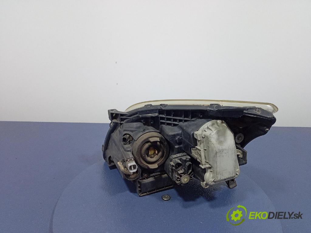 Toyota Avensis 2006 světlo v pravo: 05-44