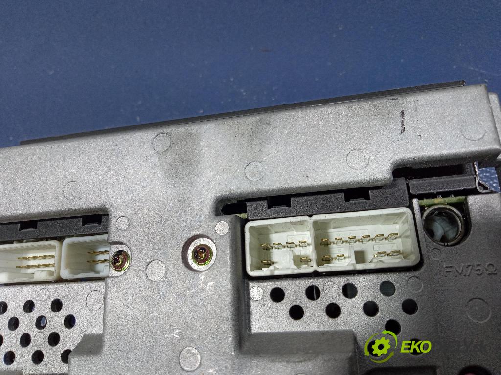 Toyota Avensis 2006 Radio I Navigácia: 86120-05080
