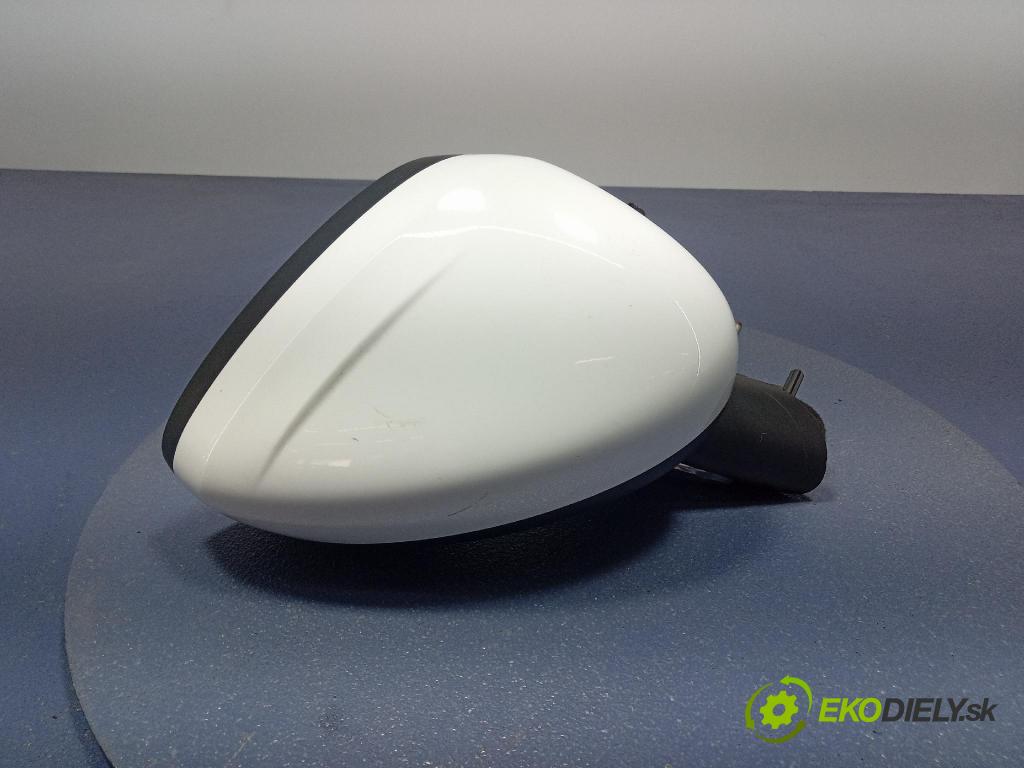 Citroen C4 2016 zpětné zrcátko prave