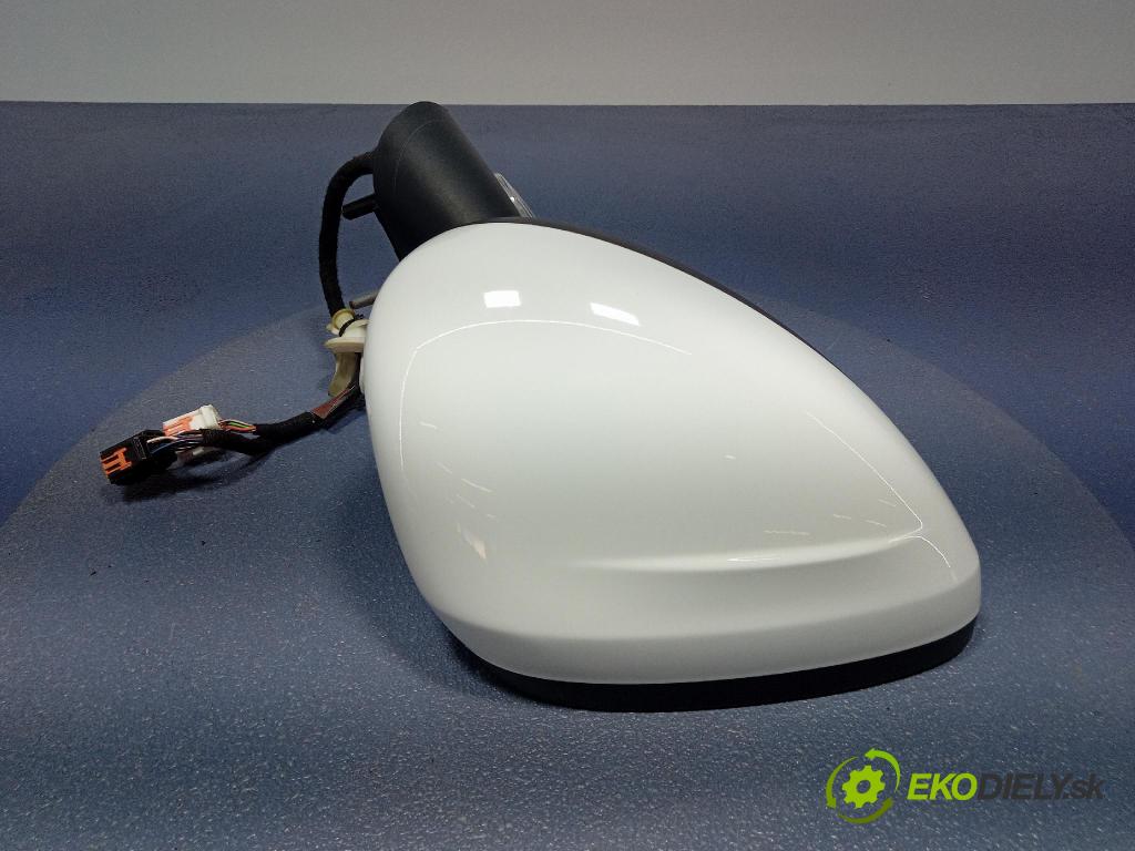 Citroen C4 2016 zpětné zrcátko prave