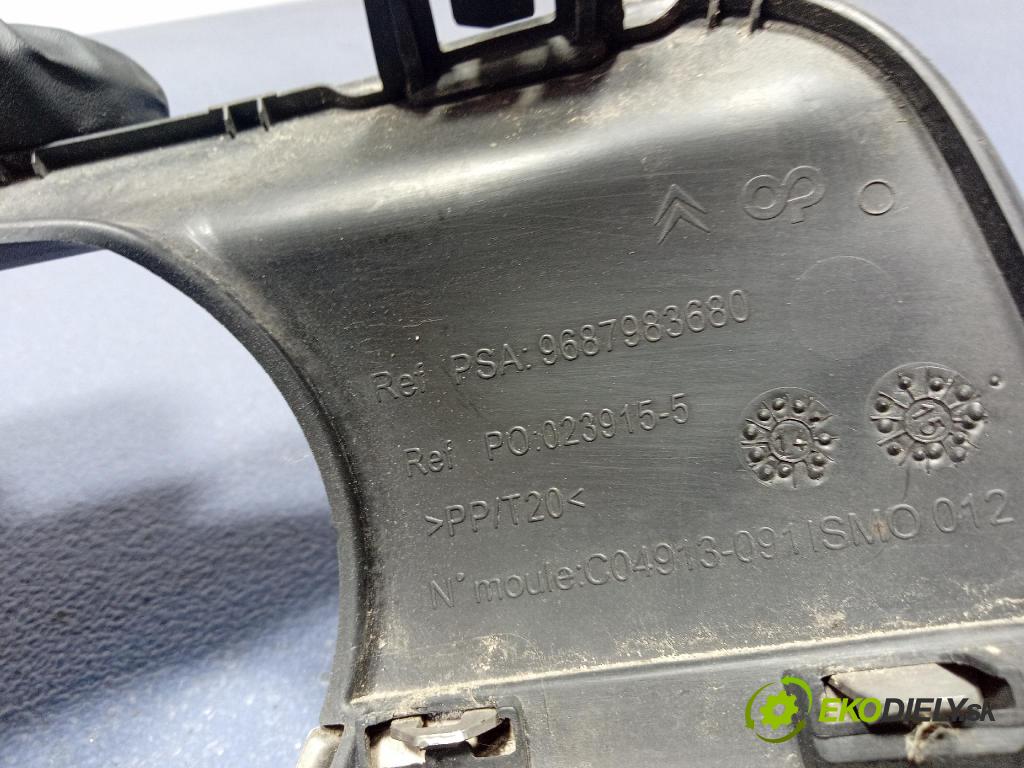Citroen C4 2016 lišta narazník 9687983680