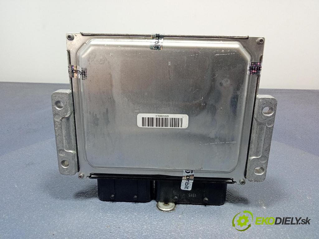 Citroen C4 2016 řídící jednotka Motor: 9809447980