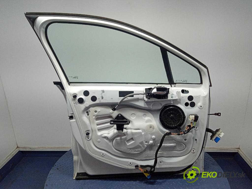 Citroen C4 2016 dveře před Vlevo, odjet: 