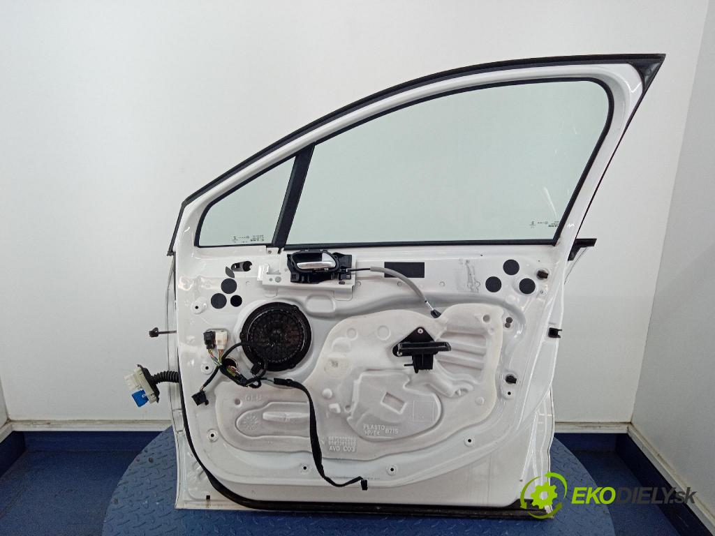 Citroen C4 2016 dveře před prave