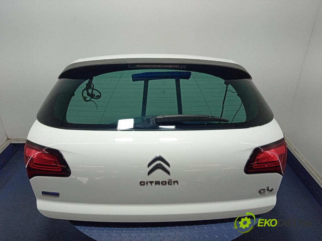 Citroen C4 2016 zadna dveře kufra: kufra: