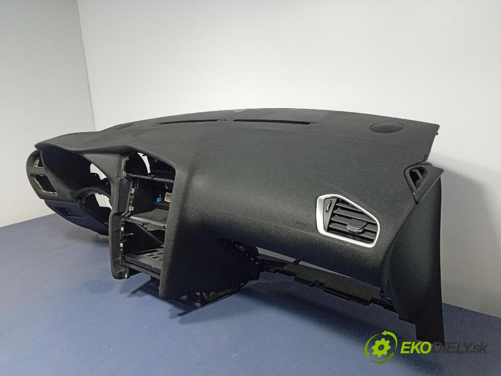 Citroen C4 2016 kokpit,přistrojova deska 9671532077